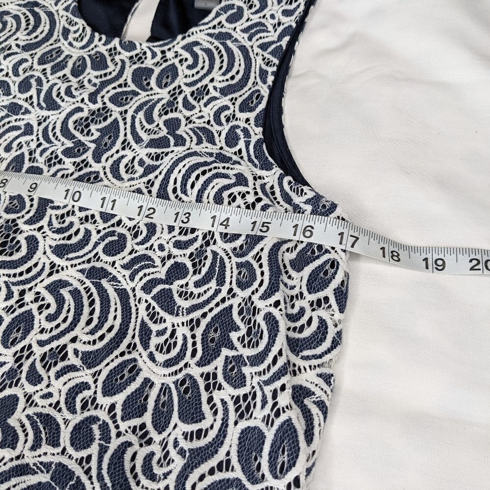 Tommy Hilfiger Lace Shift Dress - Picture 6 of 9